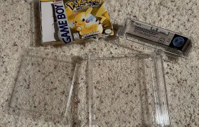 《精灵宝可梦：黄》原封GB卡带被美国海关拆烂